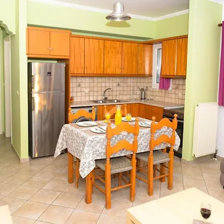 Eleftheria * Lefkada City